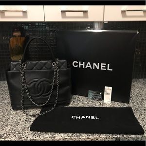 CHANEL Large Bag w/Tag&Receipt LIKE NEW Paid $3900